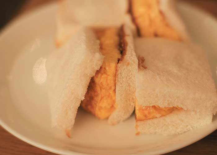 だし巻き卵サンドの画像